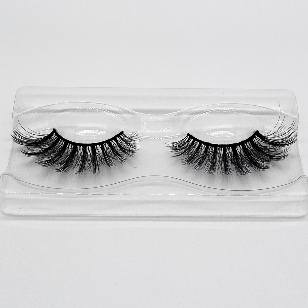 3D Faux Mink Wispy Eye Lashes (NEW) Style: Willa